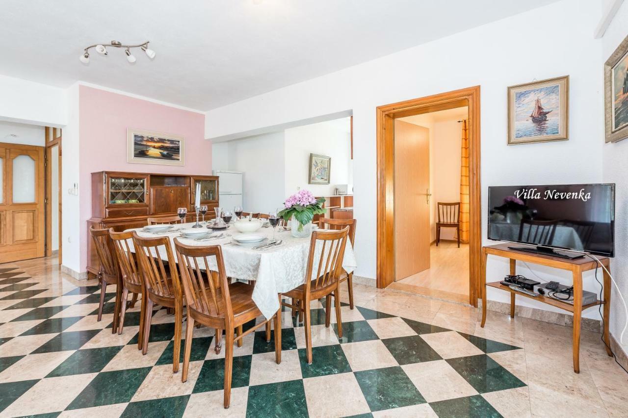 Apartments Villa Nevenka Рогозница Екстериор снимка